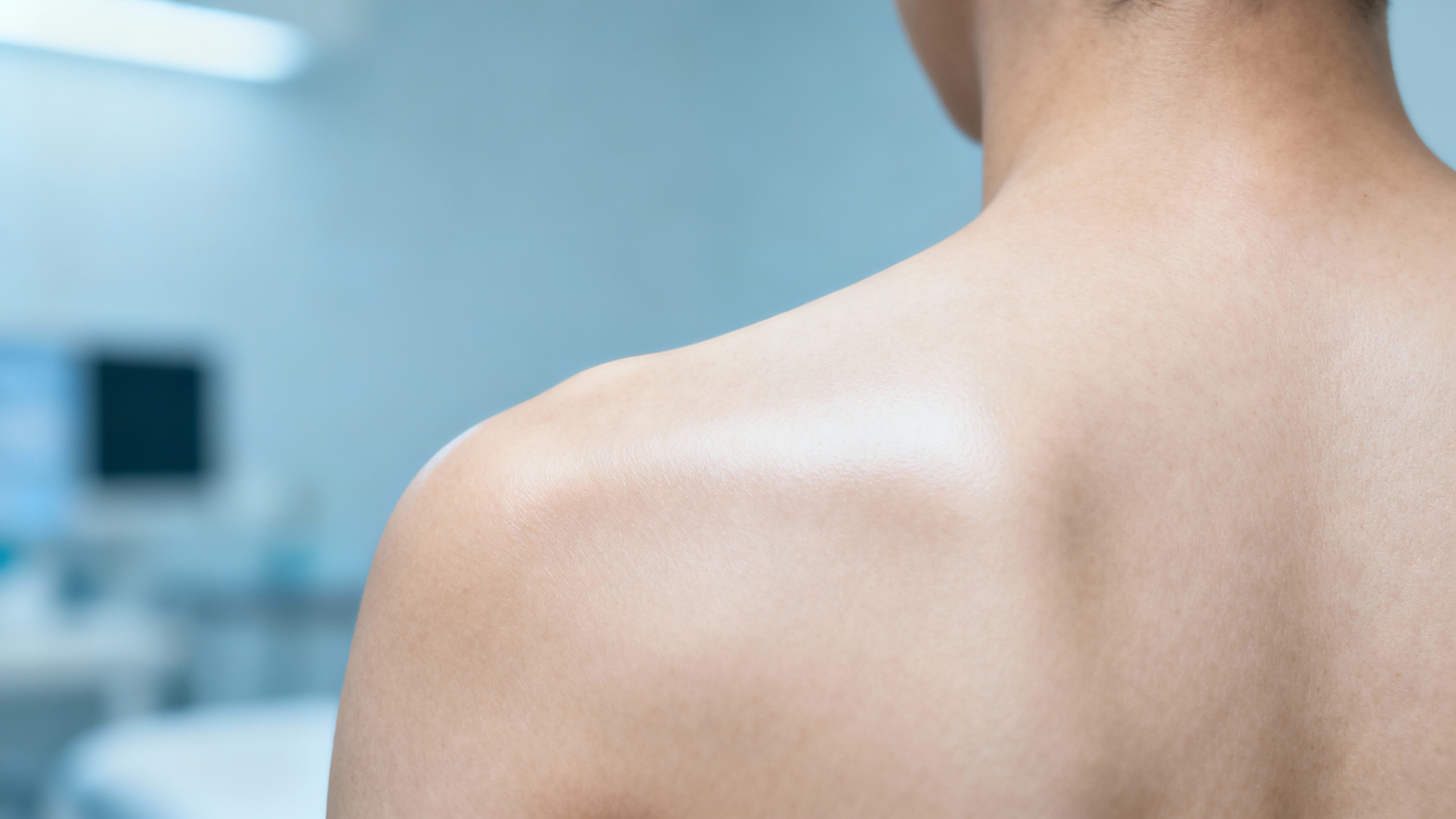 Featured image for What causes pimples on the chest and back?